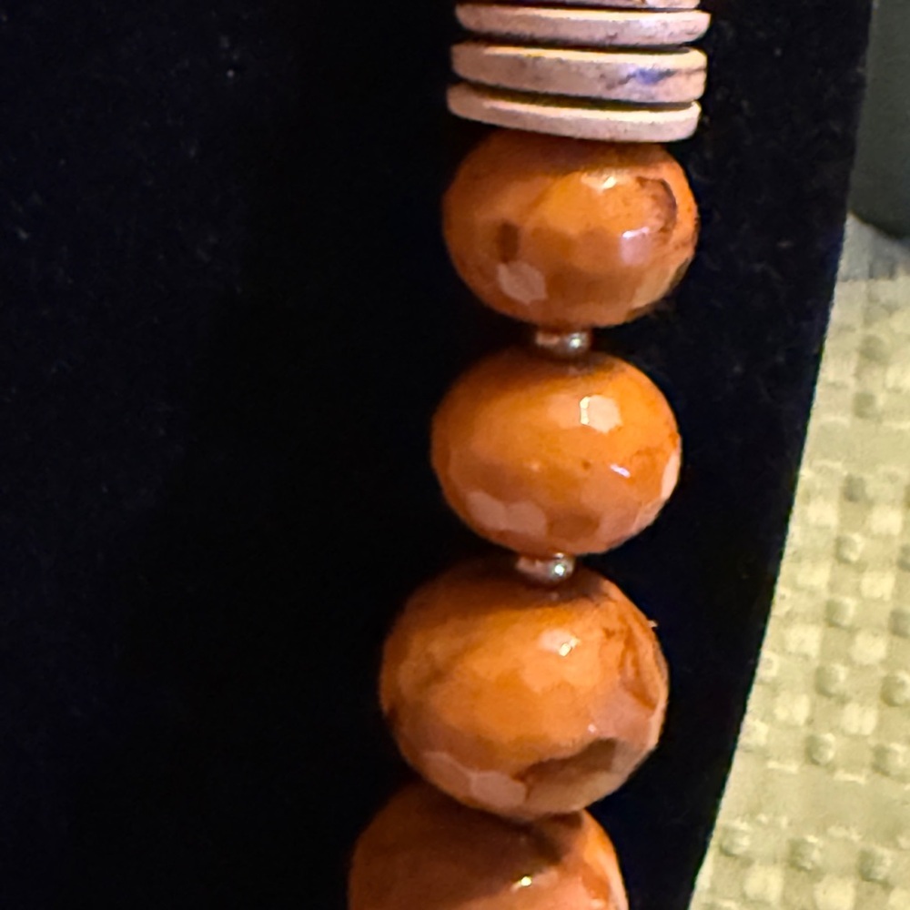 Vintage RJ Graziano Wood and Faceted
Bead Necklace Painted Desert - Picture 5 of 7